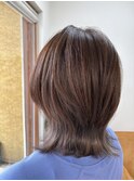 ウルフカット　インナーカラーシルバー