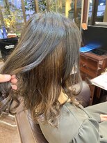 キャラ 池袋本店(CHARA)&nbsp;AVEDAカラーでインナーデザインカラー【キャラ池袋/CHARA池袋】