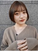 ぱっつんと軽めのショートボブ　【有海一生】