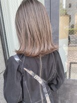 テン(tenn)&nbsp;安定のミルクティーベージュ◎