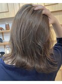 柔らかストレートで外ハネレイヤースタイル　20代30代40代50代