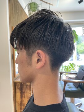 ホロホロ ヘアーデザイン(holoholo Hair Design) 刈り上げツーブロック　メンズビジネスベリーショート