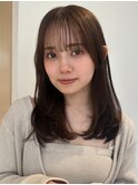 顔周りレイヤーカットくびれヘアミルクティーベージュカラー