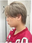 オリーブグレージュメンズアッシュグレージュカラーシルバーヘア