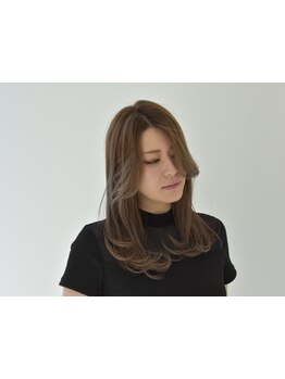 一人ひとりの髪のお悩みに寄り添い、あなただけのスタイルに。丁寧なカウンセリングで理想のヘアを叶えます