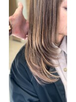 アッシュ 戸田公園店(Ash)&nbsp;白髪ぼかし×柔らかレイヤー
