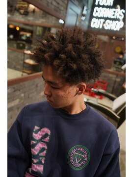 フォーコーナーズカットショップスリーセント 栄(FourCornersCutShop 3/cent) スパイキーアフロ