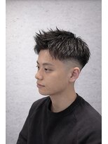 ワンワンオー バーバーショップ 長浜店(@110 BARBER SHOP) アップバング×フェード。清潔感溢れるジェットモヒカン
