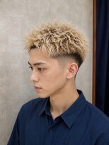 クリスタル(CRISTAL)&nbsp;フェード＋ツイストパーマ
