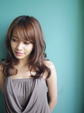 エルデ ナインズ ヘアー スタンド 川口店(elde 9's HAIR STAND) とろみワンカールでギブソンタックも大人かわいいモードヘア