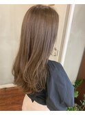 大人女性におすすめなベージュヘアー