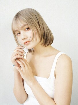 リベラ(LIBERA) 【TARO】大人可愛いミルクティマッシュウルフ レイヤーカット