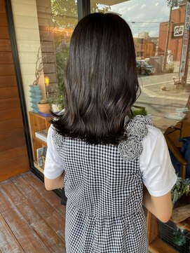 ヘア プロデュース キュオン(hair produce CUEON.) オリーブグレージュ