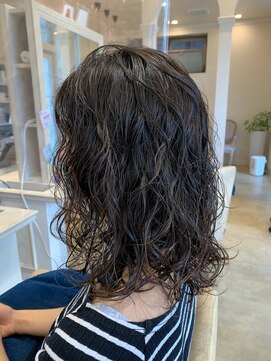 エイミーバイアフロートザガーデン 浦和店(amie by afloat the garden) アンニュイパーマ