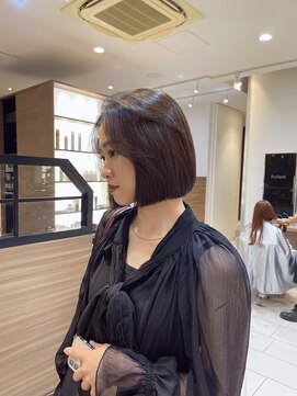 ローレン(Rollen) 韓国タッセルボブ×ブリーチなしでできる寒色ベージュ