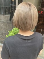 ビュートリアム 梅田(BEAUTRIUM)&nbsp;ベージュカラー