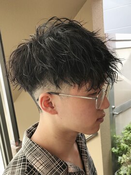 ローウェ バイ フィフス 立川メンズサロン(Louwe by fifth) ツイストスパイラルパーマツイストパーマ緩めマッシュカット