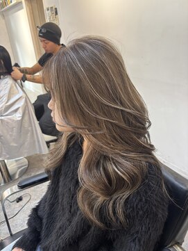 ブレンド 渋谷(BLend) 黒髪ボブルフネビージュ小顔ワンレンスペインカール