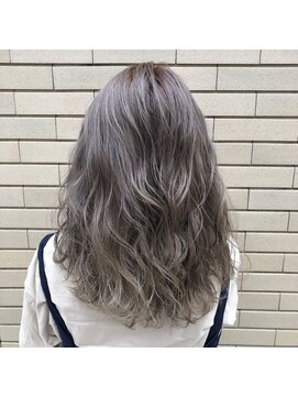 ミスト(MIST) ホワイトグレージュ