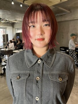 ナループロアボタン(Nalu pu loa BOTAN) ミディアムレイヤーカット/レイヤーカット/シャギーレイヤー