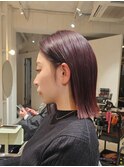 チェリーレッド耳かけ外はね切りっぱなしボブイメチェン