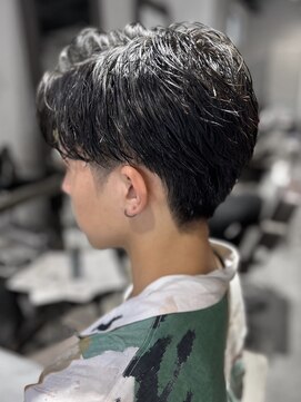 エニー 栄(Any) men's hair ☆ 無造作センターパート