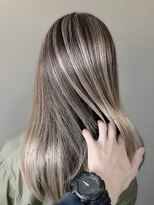 ノチ(Noci)&nbsp;20代30代ハイライトバレイヤージュブリーチ立体感透け感