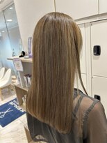 ケンジ 平塚 アネッタ(KENJE annetta)&nbsp;ハイライト/ハイトーン