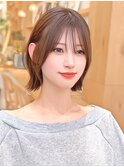 外ハネ　ミディアム　ロブ　切りっぱなし　前髪　ワンカール