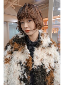 ロスタークラス(ROSTAR class) ボブでゆるっとパーマ