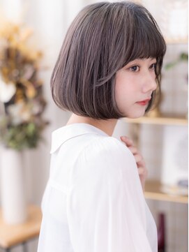 カバーヘア ブリス 北浦和(COVER HAIR bliss) ぱっつん前髪グレーアッシュ切りっぱなしボブb北浦和20代30代