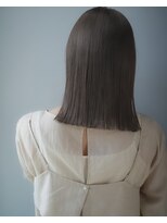 ヌード(nude)&nbsp;【nude仲井】淡い透明感。ブリーチなしオリーブアッシュ