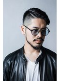 アップバングオーセンティックスリックバックバーバーカット