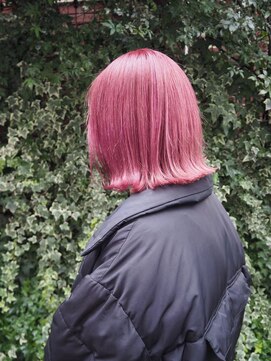 アソート トウキョウ (ASSORT TOKYO) ぱつっとピンクボブ