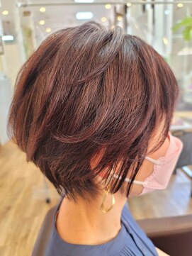 ヘアーズビースリー ポートサイド 大人くびれx丸みショート　　30代40代50代