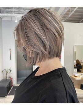 アヴァンス 京橋店(AVANCE) 40代でもおしゃれに白髪ぼかしバレイヤージュ@京橋