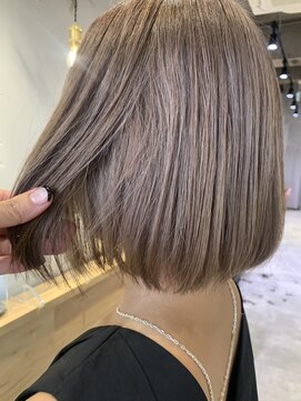 リタ(rita.) 大串弥生◎ボブ  グレーベージュ