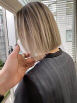 アポロ 横浜駅店(apollo)&nbsp;ハイライトバレイヤージュダブルカラーミルクティーベージュ