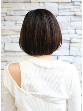 ロカビリー(Rockabilly) bob #豊川#諏訪町#ボブ#白髪ぼかし#丸みボブ#ダークトーン