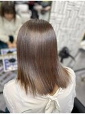 20代30代40代大人可愛い耳かけナチュラルアッシュストレートロブ