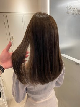 ジーナ 船橋(Zina) 髪質改善*ロングレイヤーグレーベージュ*美髪【Zina船橋】