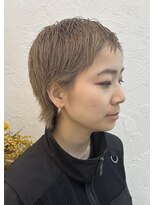 アフィナー 新宿(Afinar)&nbsp;ベージュカラー×スパイキーショート