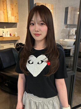 フェリア 梅田(FERIA) 赤みブラウン×くくれるレイヤー