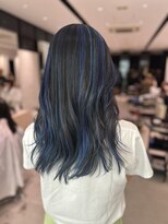 ステア ケース(stair case)&nbsp;コントラストハイライトブルー髪質改善トリートメント