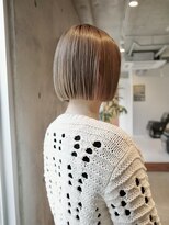 カルマ(carma)&nbsp;透明感ベージュのパつっとボブ