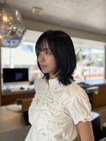 ニーイチイチ(211)&nbsp;ボブレイヤー/ハッシュカット