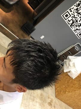 サロンツジモト(SALON TSUJIMOTO) 高校生カット