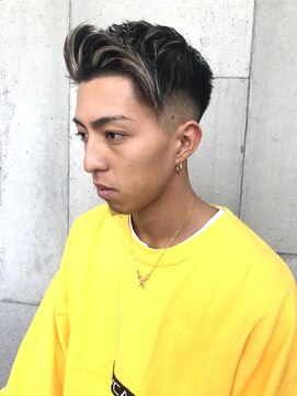 ルモア(RUMOR) ワイルドアップバングワイルドツーブロック刈り上げテクノ