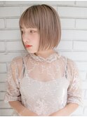 顎ラインでまとまるお洒落ボブ