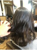 ダークグレージュ